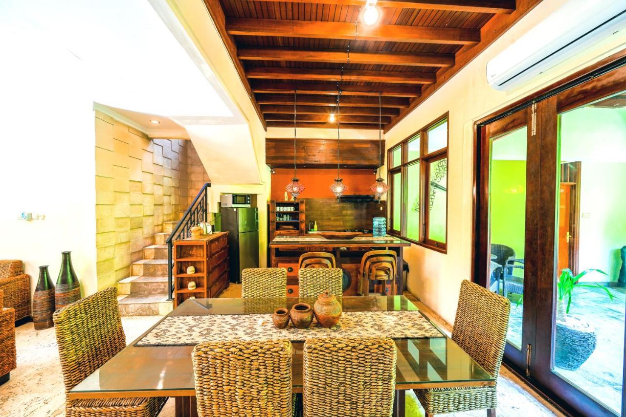 De Cinta Villa - Kuta - 5 Bedrooms - Heart Of Kuta المظهر الخارجي الصورة