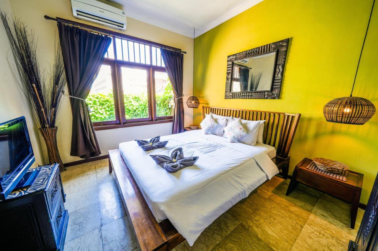 De Cinta Villa - Kuta - 5 Bedrooms - Heart Of Kuta المظهر الخارجي الصورة